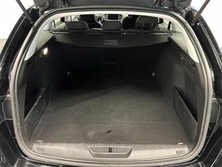 Peugeot 308 SW 1.2 PureTech Allure CARPLAY NAVI CRUISE ECC DAB. / 33