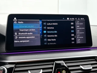 BMW 5-serie 545e xDrive M Sport | Camera | Adaptive Cruise | Stoelverwarming | / 29