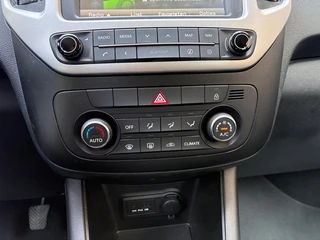 Kia Venga 1.4 CVVT DYNAMICLINE CAMERA/TREKHAAK/CRUISE / 20