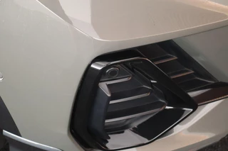 Audi Q3 Sportback 45 TFSIe 245pk S Edition S-Line LED Camera Keyless Navigatie Stoelverwarming / 39