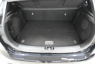Kia Ceed 1.0 T-GDi 100pk Design Edition / 14