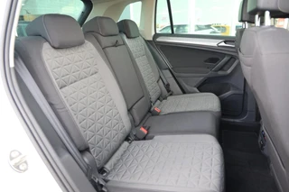 Volkswagen Tiguan 1.5 TSI Life Business|Panorama|ACC|Digital display| / 20