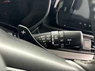 Suzuki Swift 1.2 Style Smart Hybrid Automaat Navigatie | Apple Carplay/Android Auto | Adaptieve Cruise Control / 24