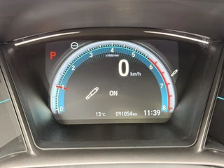 Honda Civic 1.0 i-VTEC Aut. Pano Trekh. Camera CarPlay ACC LED Navi / 24