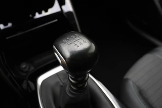 Peugeot 208 1.2 PureTech Allure Pack | 100PK | Start & Stopknop | Parkeer Camera Achter | Navigatie | DAB+ | Apple Carplay & Android Auto | / 28