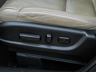 Honda CR-V 2.0 AWD Executive Leder | Panoramadak | Camera | Xenon | Keyless | Stoelverwarming | Trekhaak / 14