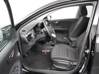Kia Stonic 1.0 T-GDi MHEV DynamicPlusLine  - Apple Carplay/Android Auto - Cruise Control - Climate Control - Navigatie - Stuur/Stoel Verwarming - Fabrieks garantie tot 04-2032 of 150.000km fabrieksgarantie / 20