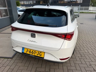 Seat Leon Sportstourer 1.5 TSI Style Launch Edition / ACC / Led / CarPlay / Trekhaak . / 10