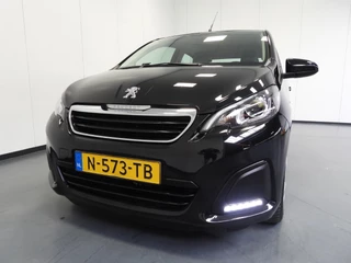 Peugeot 108 1.0 e-VTi Active AIRCO/BLUETOOTH! / 23