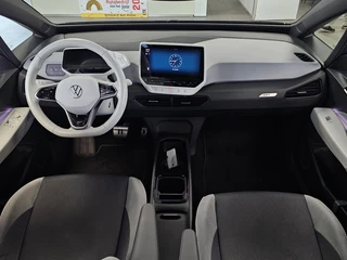 Volkswagen ID.3 First Plus 58 kWh Geen import | Trekhaak | Camera | SOH 92% / 2
