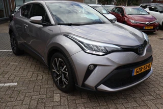 Toyota C-HR 1.8 Hybrid Business Plus ALL SEASONS STOEL/STUURVERW KEYLESS PARK-SENSOREN BLIND-SPOT LM-VELGEN DAB+ CAMERA / 2