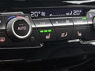 BMW X2 SDrive20i M Sport | Automaat | Cruise control | Stoelverwarming | Camera | HUD | Trekhaak / 19