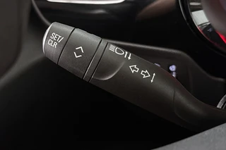 Opel Corsa 1.2 Level 2 Achteruitrijcamera Parkeersensoren Apple CarPlay / 34
