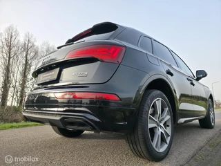 Audi Q5 45 TFSI Quattro S-Line / Pano / Trekh. / B&O / 39