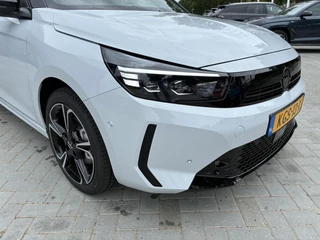 Opel Corsa 1.2 Turbo 145Pk Hybrid Automaat Ultimate | DEMO | Climate control | Navigatie | Camera | Parkpilot | Alcantara | Cruisecontrol | 17" LM-Velgen / 25