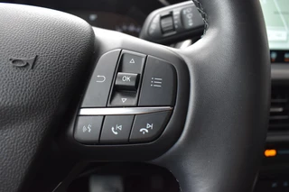 Ford Focus Wagon 1.0 EcoBoost Hybrid Titanium / 34