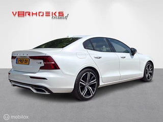 Volvo S60 2.0 T6 AWD Twin Engine R-Design / 5
