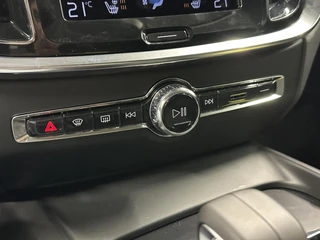 Volvo V60 2.0 B3 Momentum Advantage TREKHAAK CARPLAY NAVI ADAPTIEF CRUISE CAMERA. / 54