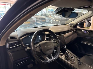 Lynk & Co 01 1.5 / Pano / Navigatie / Camera / Infinity / memory / Elek. klep / Apple carplay / 13