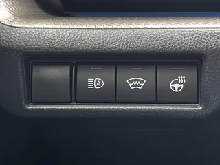 Toyota Prius 2.0 Plug-in Executive Skyview APPLE/ANDORID PANO AD-CRUISE STOELVERWARMING CLIMA NAVI PARK-SENSOREN / 13