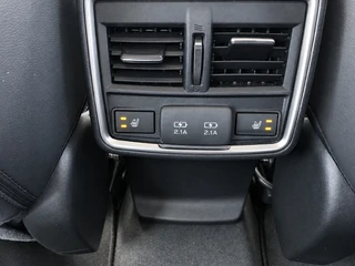 Subaru Forester 2.0i e-BOXER Luxury AUT  | dealer onderh. | leder interieur | trekhaak | adapt. cruise | carplay | memory seat / 24