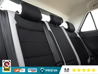 Volkswagen T-Roc 1.5 TSI Sport | Carplay | Virtual | 19 inch | DSG | Trekhaak | Camera / 60
