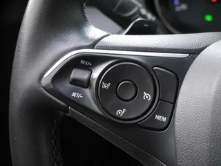 Opel Grandland 1.6 Turbo Hybrid Business Executive | Stoelverwarming en ventilatie | 225 PK | 19 inch lichtmetalen velgen | Lederen bekleding | Parkeersensoren v+a | Elektrisch verstelbare bestuurdersstoel / 24