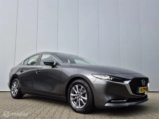 MAZDA 3 2.0 E-SKYACTIV-X M HYBRID 180 COMFORT MET BOSE AUTOMAAT/KEYLESS/LED/CAMERA/STOEL-STUURVERWARMING/HEAD-UP/ADAPTIVE CRUISE / 9