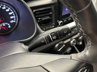 Kia Stonic 1.0 T-GDi MHEV DynamicLine CAMERA CARPLAY NAVI CRUISE. / 26