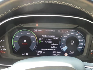 Audi Q3 45 TFSI e 245pk PHEV S line Edition 11dkm! / 18