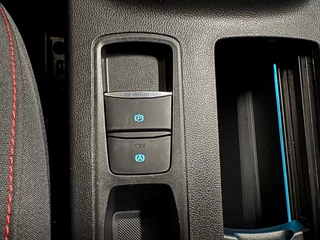 Ford Focus Wagon 1.0 EcoBoost Hybrid ST Line Business/ Nederlandse auto/ Eerste eigenaar/ Achteruitrijcamera/ Parkeersensoren / 31