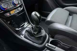 Opel Mokka X 1.4 Turbo Innovation | Trekhaak | AGR Comfortstoelen | Climate control | Half lederen bekleding | Keyless | Camera | Lichtmetalen velgen / 28