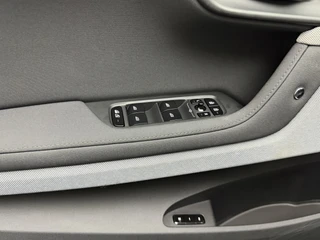 Polestar 2 Long Range Single Motor Plus 82 kWh SOH 98,6% Warmtepomp | Panoramadak | 360° Camera | Adaptive Cruise Control / 34