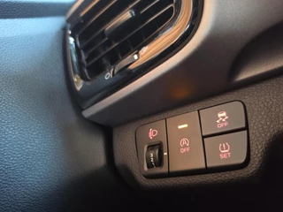 Kia Stonic 1.0 T-GDi MHEV DynamicPlusLine | Navigatie | Climate control | Stoel + Stuur verwarming | Parkeer camera achter / 25