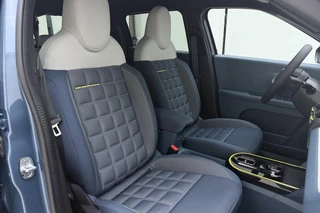 Fiat Grande Panda La Prima 11 kW 44 kWh | Navigatie | Camera | Stoelverwarming | Stuurverwarming | Cruise control | LED verlichting | Lichtmetalen velgen / 8