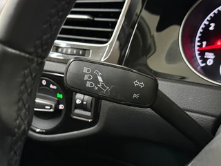 Volkswagen Golf Variant 1.4 TSI R-line | 150pk | DSG Camera | Licht+Zicht | Ambient | Winter Pakket / 30