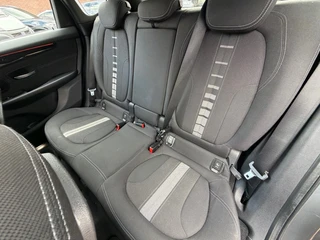 BMW 2 Series 218I Sport Line Automaat Navi Cruise LED / 37