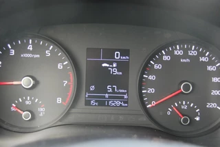 KIA Stonic 1.2 MPi  ComfortLine Navigator / 17