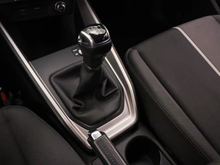 Audi A1 Sportback 25 TFSI Pro Line Zwart dak | Carplay Navigatie | Sportstuur / 40