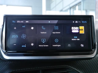 Peugeot e-2008 EV Allure 54 kWh | tot 406km WLTP range | SOH 96% | Parkeersensoren voor + achter | Draadloos Apple Carplay/Android Auto | Cruise Control | Privacy Glass / 23