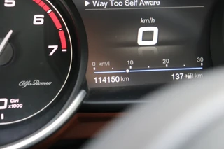 Alfa Romeo Giulia 2.0T SUPER AUT ORIG.NL/A.CarPlay/Ad.Cruise/Stuur&Stoelverw./18inch 114dkm! / 38