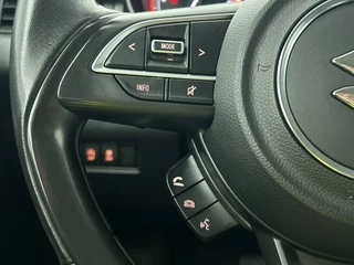 Suzuki Swift 1.2 Style Smart Hybrid | Camera | CarPlay | Adaptive Cruise | Stoelverw. | Climate Control / 24