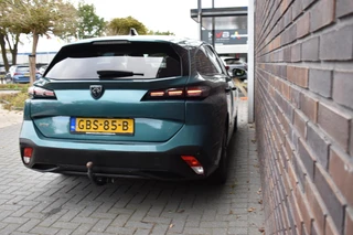 Peugeot 308 SW 1.2 PureTech Active Pack CARPLAY LMV TREKHAAK / 19