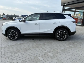 Opel Grandland Electric Business Edition 73 kWh | ECC | Navigatie | Elektrisch glazen panorama-dak | Matrix LED Verlichting | Cruise control | Camera | Winterpakket | 19" LM-Velgen / 22