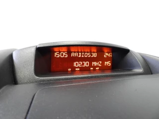 Peugeot Partner 120 1.6 BlueHDi 75 L1 Profit / 9