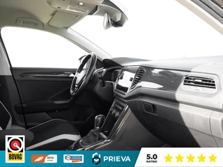 Volkswagen T-Roc 1.5 TSI Sport | Carplay | Virtual | 19 inch | DSG | Trekhaak | Camera / 53