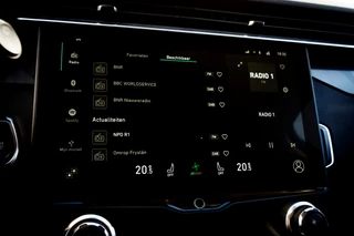 Lynk & Co 01 1.5 Plug-in Hybrid 262 Pk 360 Camera | Panoramadak | 75 km Elektrisch | Full Map Navi | NL Auto | 20 inch. LMV | 1e eigenaar / 30
