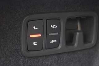 Audi Q8 60 TFSI e-hybrid quattro S Line Competition l AWD Besturing l B&O l HUD l Trekhaak l Alcantara Hemel l VOL OPTIES / 17