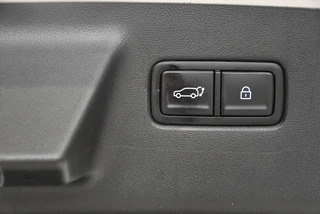 Hyundai Santa Fe 1.6 T-GDi HEV A/T Premium Sky I Black Pack I 7pl. / 21
