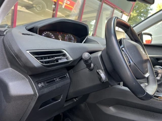 Peugeot 5008 1.2 PureTech Blue Lease Executive 7p  | APK tot 14-09-2027 | Trekhaak | Volledig onderhoud | / 12
